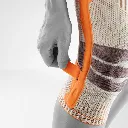 outdoor-knee-support-d-strap-l-orange.webp
