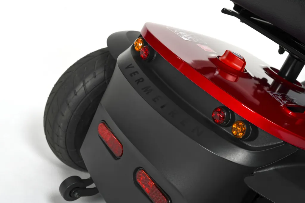 Sync - Rear lights - Detail.webp
