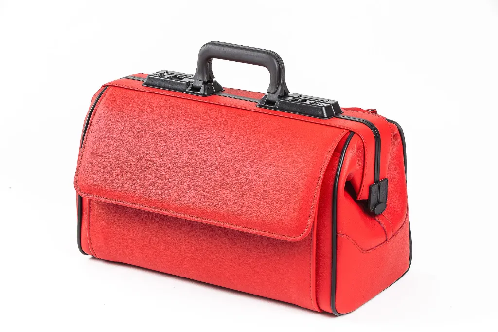 7002_Rusticana_cross_red_back.webp