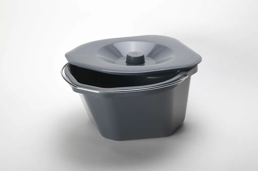 commode pan.webp