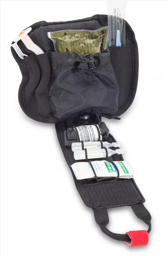 Trousse-de-Premiers-Secours-COMPACT-Rouge-Elite-Bags-08-22-2026_02_13_PM.webp