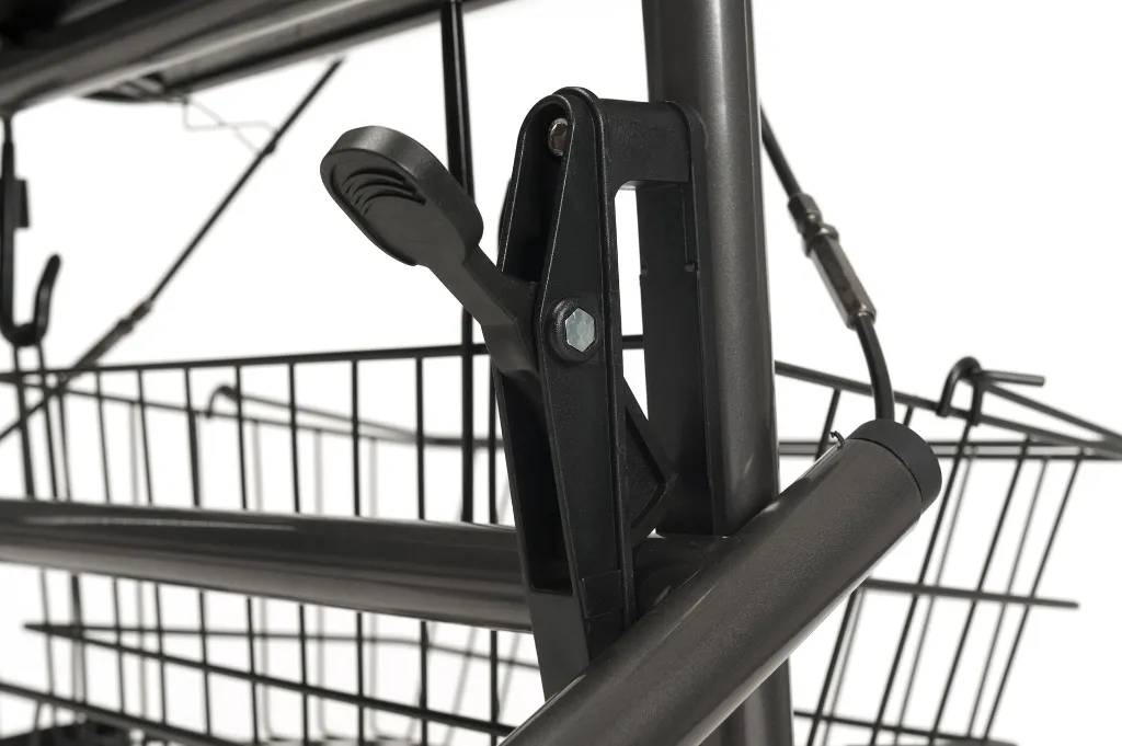 286B - lock detail.webp