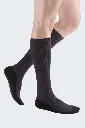 man-with-grey-compression-stockings-m-26965.webp
